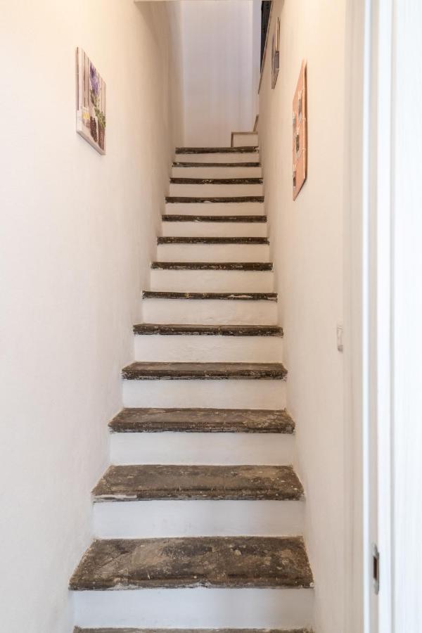 Casa Talete Cozy Apartment In Ortigia - First Floor Syrakus Exterior foto